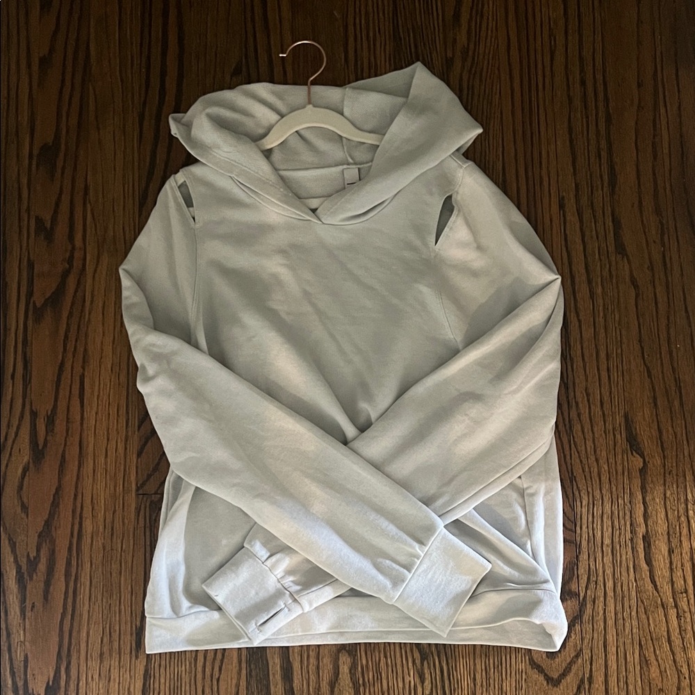 Zella Soft Gray Lightweight Sweatshirt